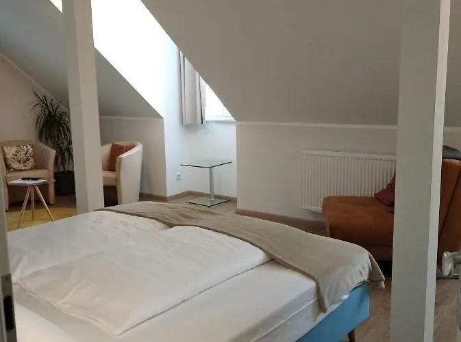 Appartement Pension Am Dom